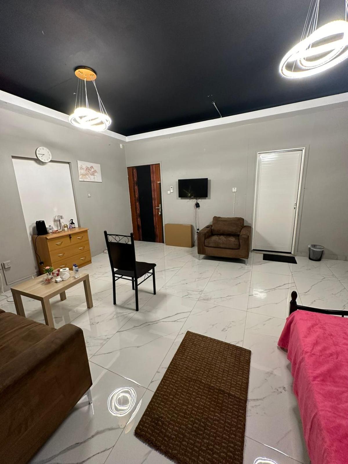 Ferienwohnung Cozy Corner 2024 Abu Dhabi Exterior foto